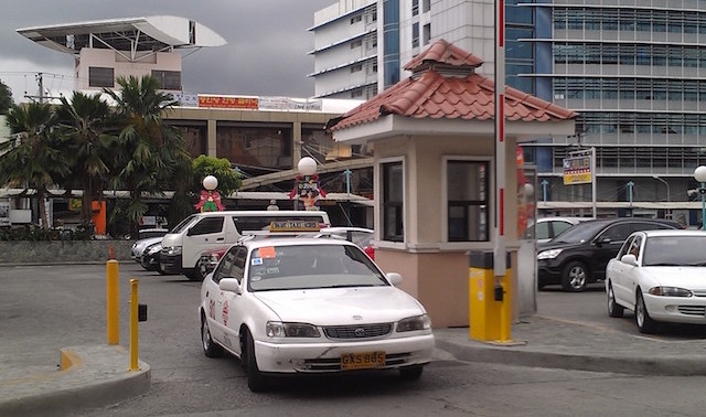 Dashou Barriers Installed at Gaisano Country Mall Philippines