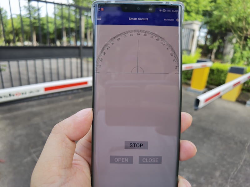 How a smartphone to control Dashou barrier