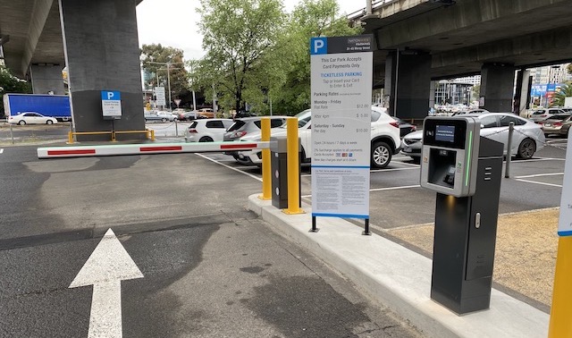 Dashou Boom Gate Installed In a Street Parking Australia